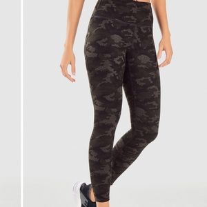 Fabletics high waisted powerhold 7/8 legging